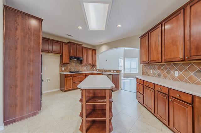 Building Photo - 2739 Middleton Dr