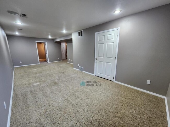 Building Photo - 2804 W Rogers Ct