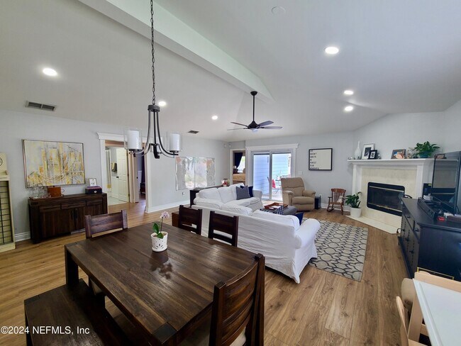 Building Photo - 1150 Nesting Eagles Ln