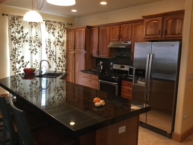 Building Photo - 61386 Merriewood Ct