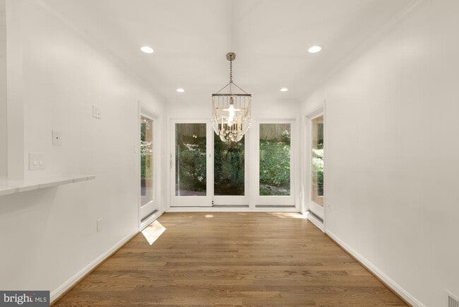 Building Photo - 1318 Round Oak Ct