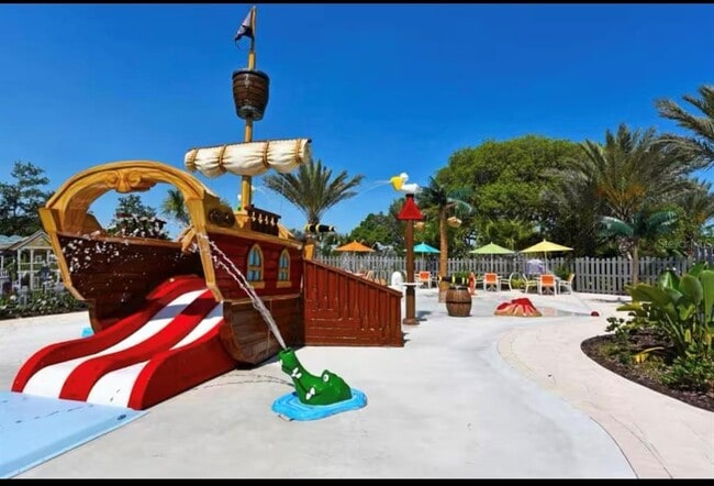Building Photo - 1844 Sanibel Dr