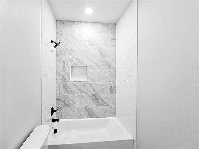 Building Photo - 328 Whispering Trail