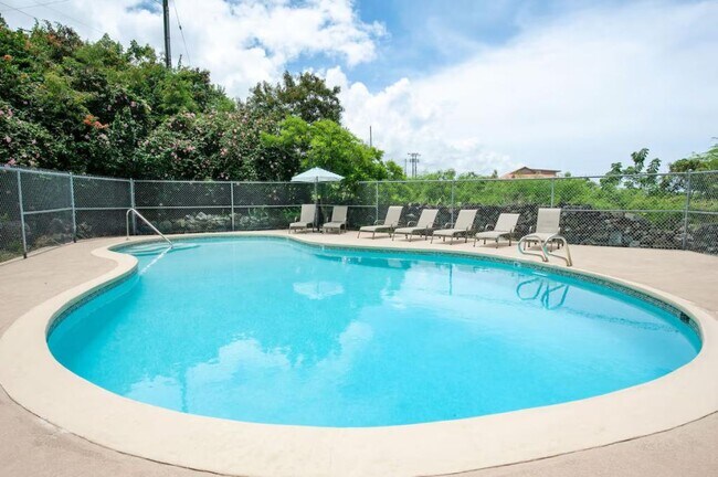 Building Photo - 75-5873 Walua Rd C-208