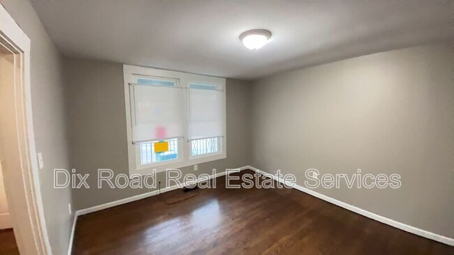 Building Photo - 879 Rockdale Ave