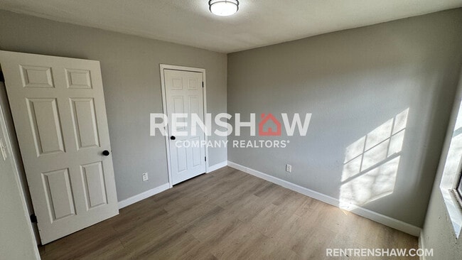 Building Photo - 285 Lucy Ave