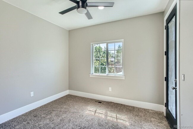 Building Photo - Beautiful newly built 2 bed, 2 bath home