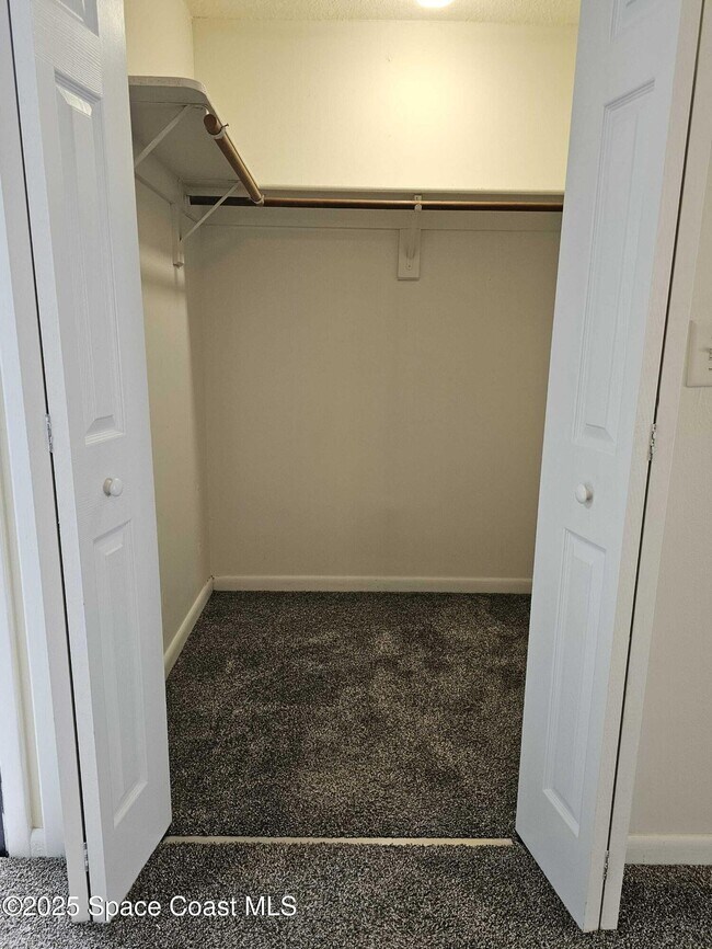 Building Photo - 391 Cypress Point Dr