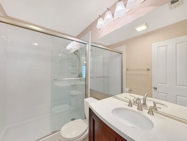Building Photo - Stunning 3B/2.5BA Home in San Diego w/ Fir...