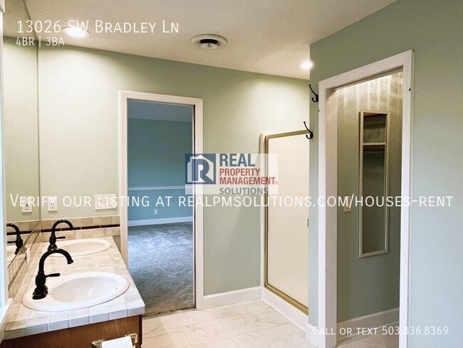 Building Photo - 13026 SW Bradley Ln