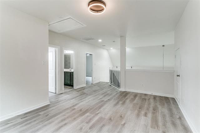 Building Photo - 523 Paddock Way