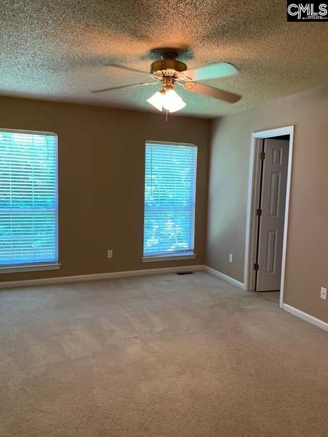 Building Photo - 501 Beech Branch Dr