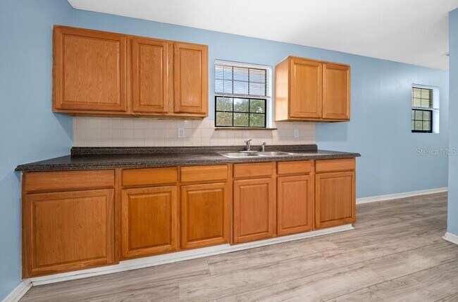 Building Photo - 4103 Holly Hill