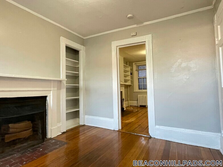 Building Photo - 3 Champney Pl