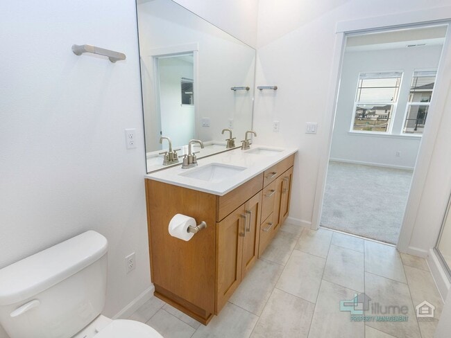 Building Photo - 3675 SW 209th Ave