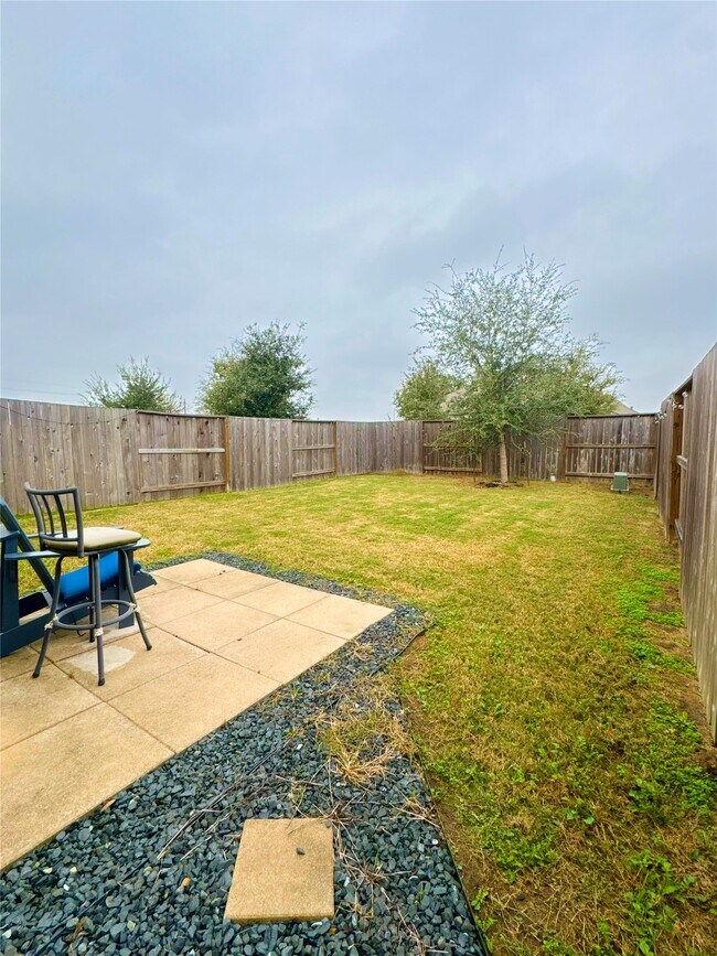 Building Photo - 4015 Champlain Wy