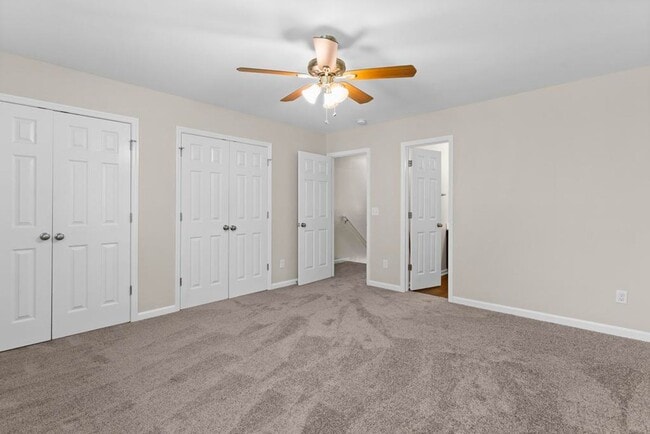 Building Photo - Minutes to OAJ Airport! Beautiful Townhomes!