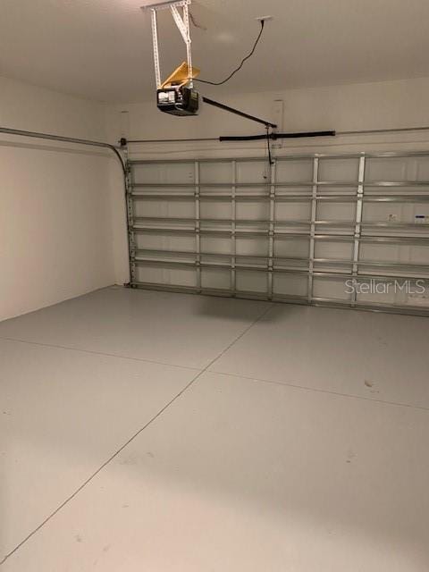 Building Photo - 16452 Champlain St