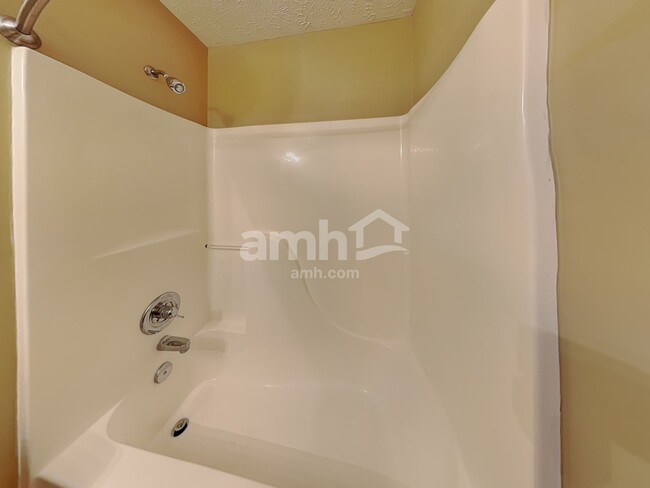 Building Photo - 2540 Abalone Dr