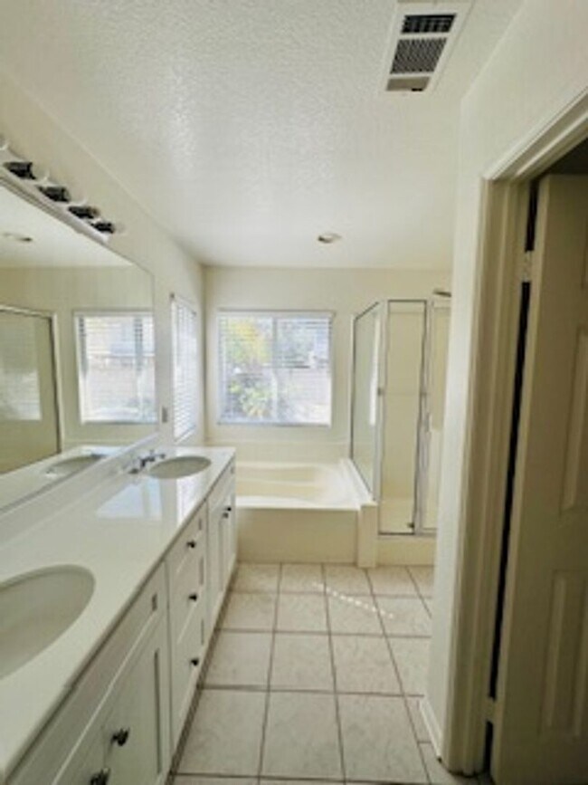 Building Photo - Single Family Home for rent in Otay Ranch!