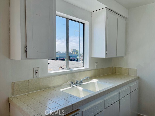 Building Photo - 4777 W 132nd St