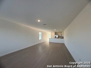 Building Photo - 204 Ottawa Wy