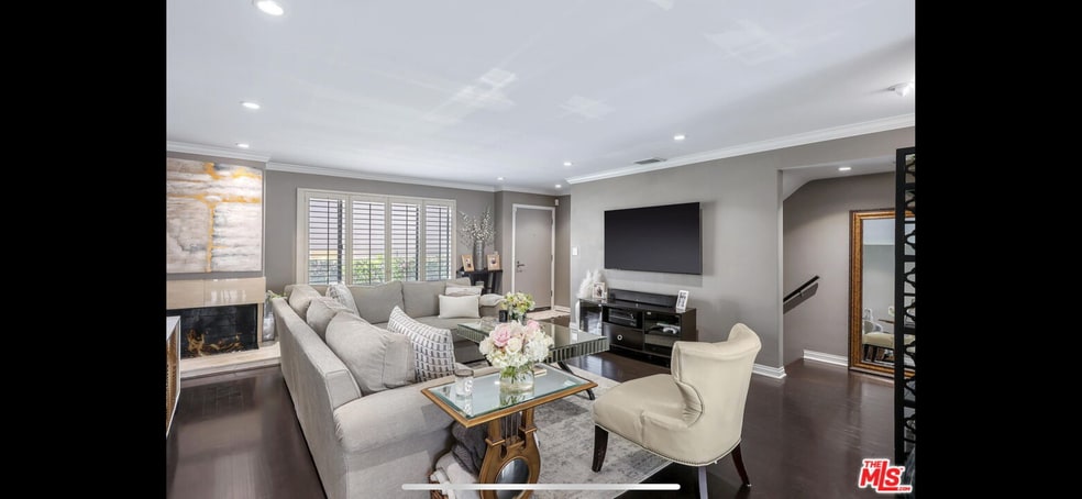 Building Photo - 1044 10th St