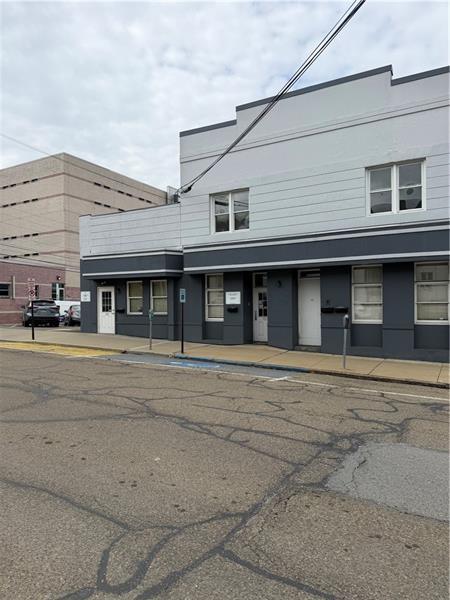 Building Photo - 120 S Washington St