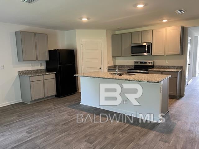 Building Photo - 15157 Forsythia Lp