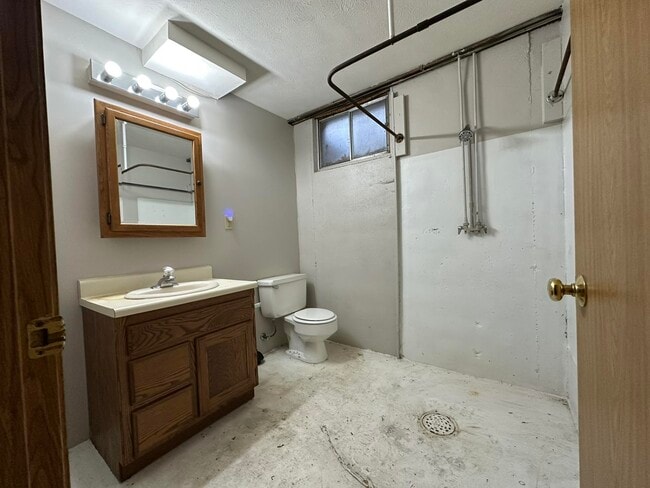 Building Photo - 6730 Havelock Ave