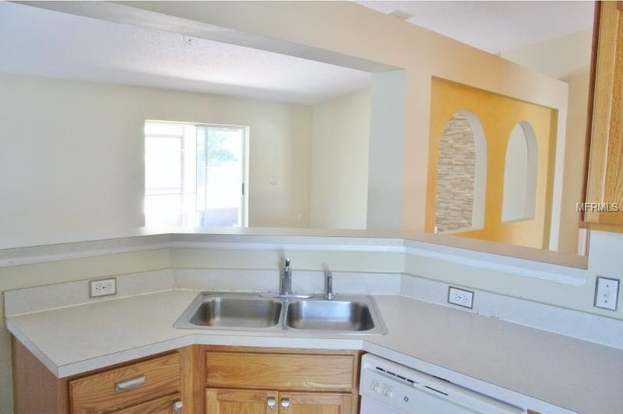 Building Photo - 2208 Kingscrest Cir