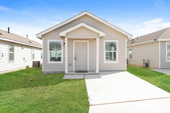 Primary Photo - Adorable 3 bedroom 2 bathroom house!