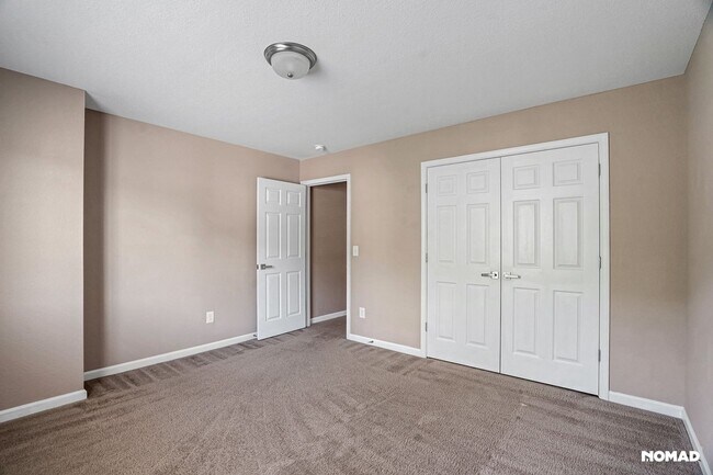 Building Photo - Charming 4BR House in Whitsett
