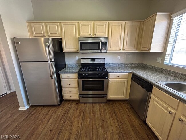 Building Photo - 5250 S Rainbow Blvd