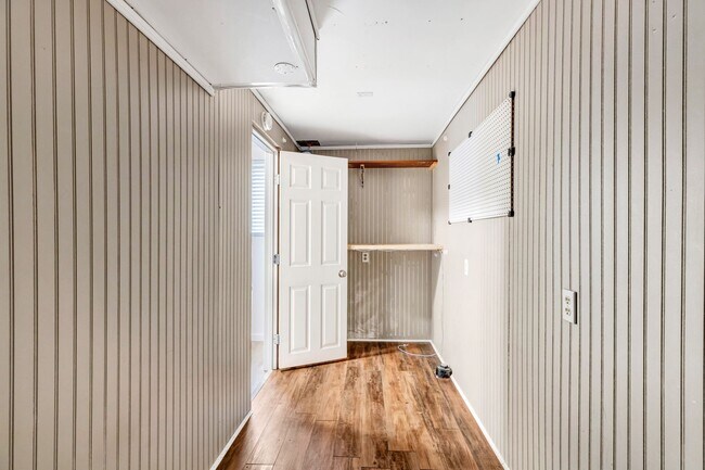 Building Photo - Spacious Home in Castle Rock