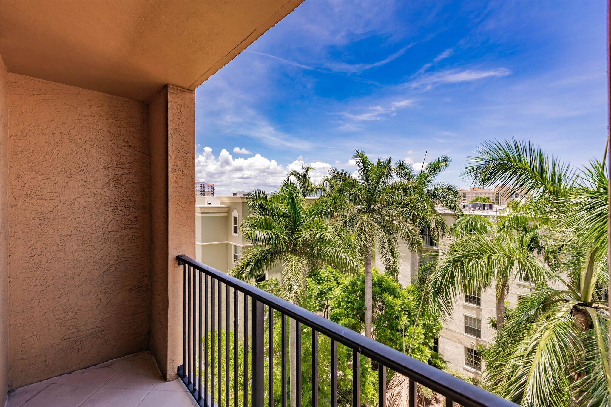 Building Photo - 651 Okeechobee Blvd