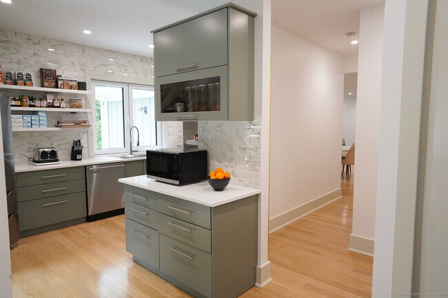 Building Photo - 9 Grey Fox Lane