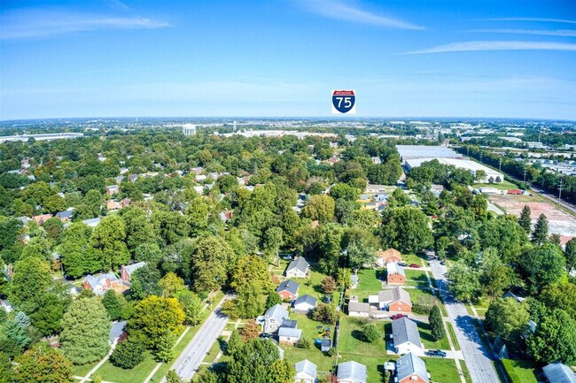Building Photo - 1439 Townley Dr