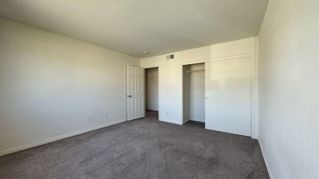 Building Photo - 2191 S Wild Canyon Dr