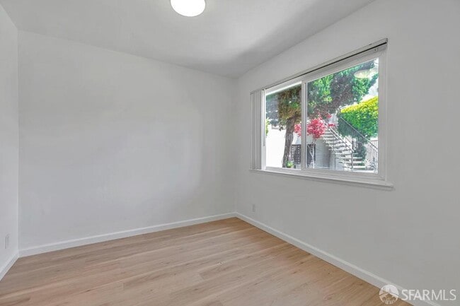 Building Photo - 46728 Crawford St