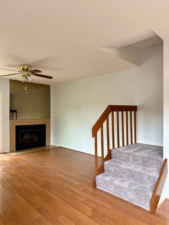 Building Photo - 6264 SW 8th Pl