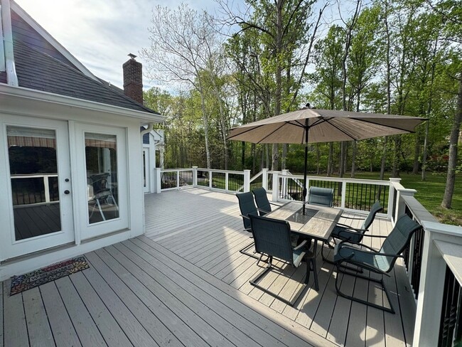 Building Photo - Fantastic 5 Bed 5.5 Bath Single Family Hom...