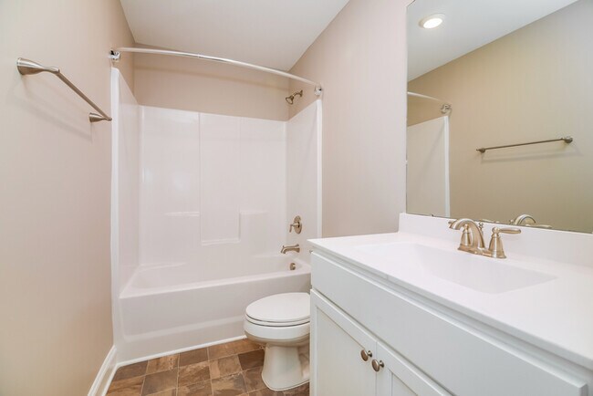 Building Photo - Beautiful 4 Bedroom Home in Youngsville, NC