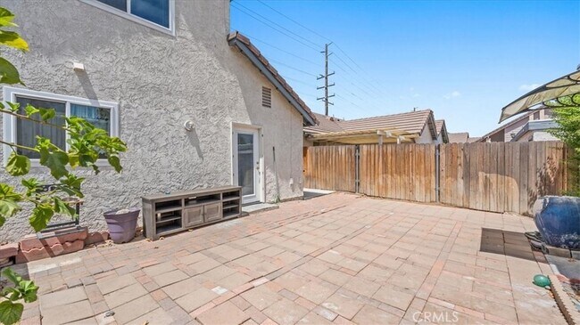Building Photo - 10861 Mountain View Ave
