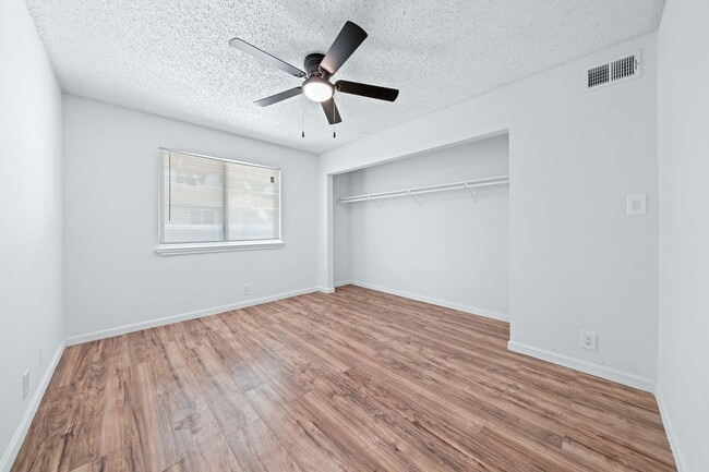 Building Photo - The Preserve Quail Creek