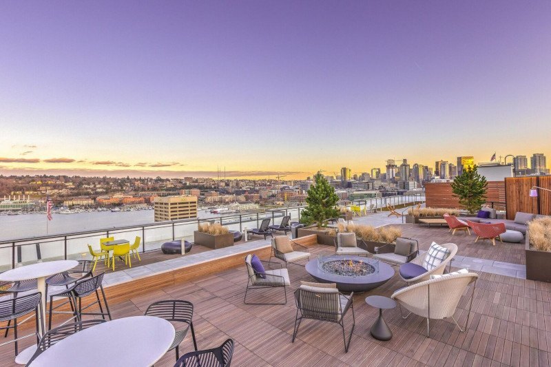 Views from downtown to Lake Union from the rooftop deck - Leeward Apartments