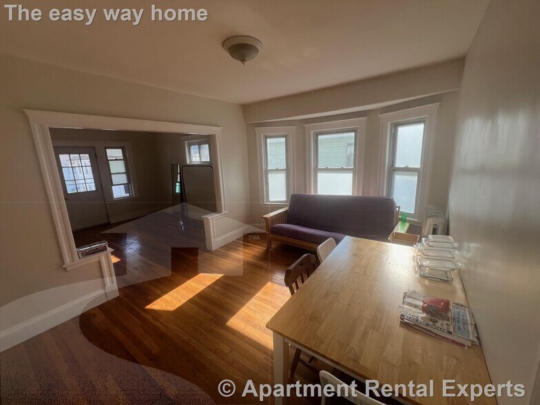 Building Photo - 73 Frederick Ave