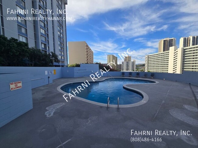 Building Photo - Beautifully Remodeled 1-Bedroom Condo with...