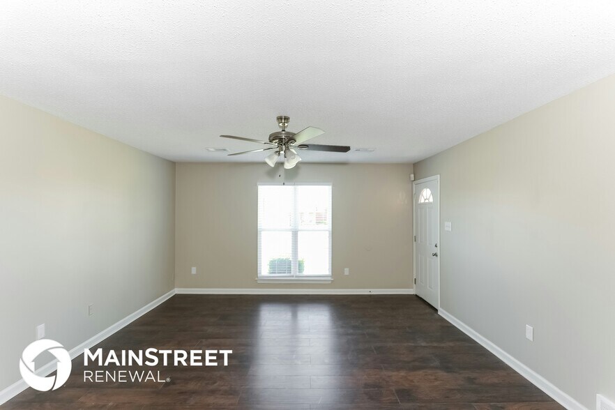 Building Photo - 7232 Layne Dr