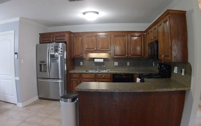 Building Photo - 708 Quiet Cove Cir